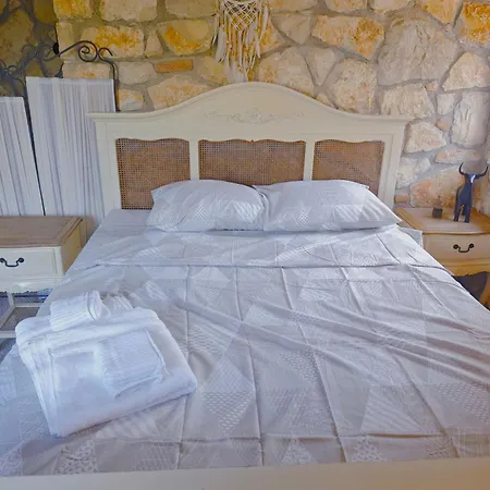 Pietra Mare Authentic Stone Sea Nature Villa